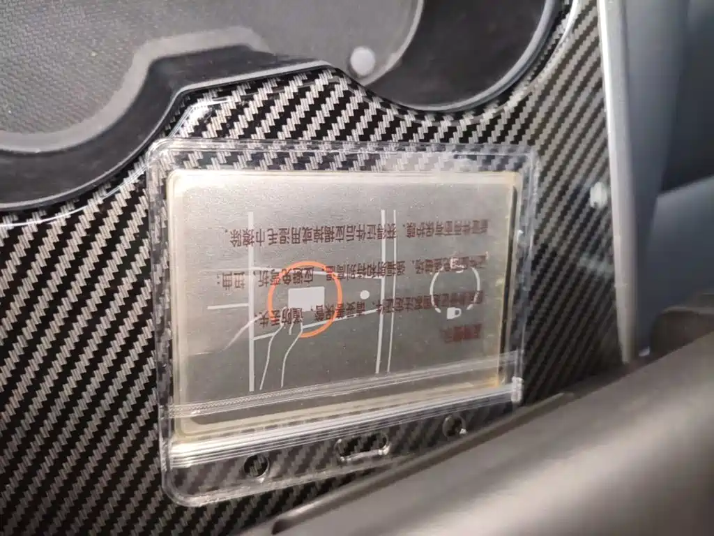 Tesla Model 3 — миниатюра 9