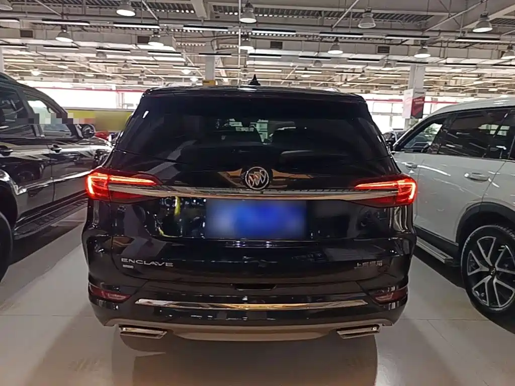 Buick Enclave — миниатюра 6