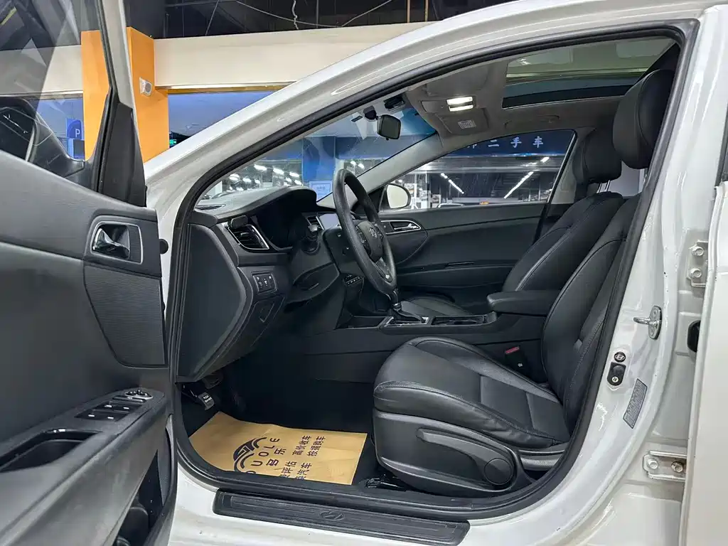 Hyundai Mistra — миниатюра 5