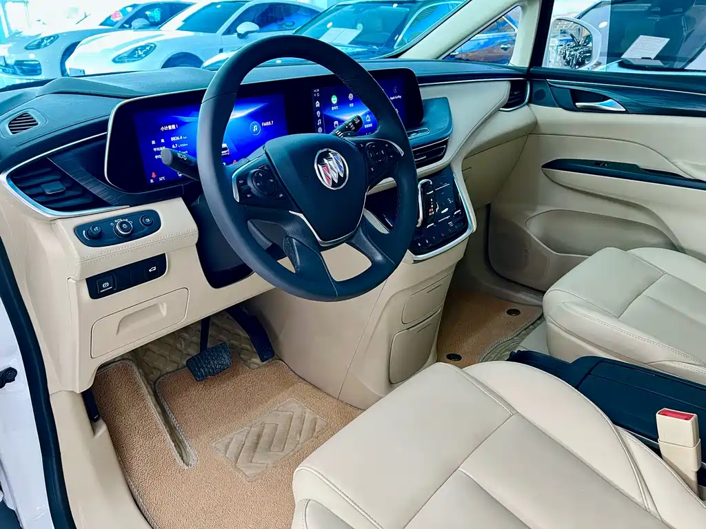 Buick GL8 — миниатюра 7