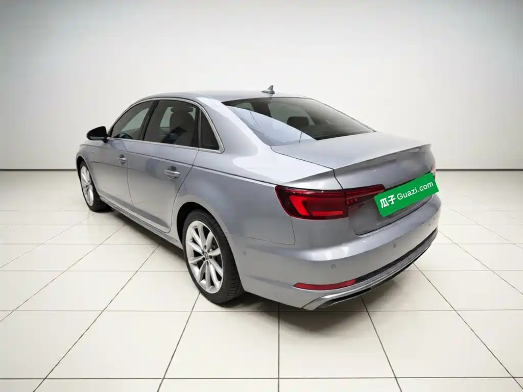 Audi A4L — миниатюра 4