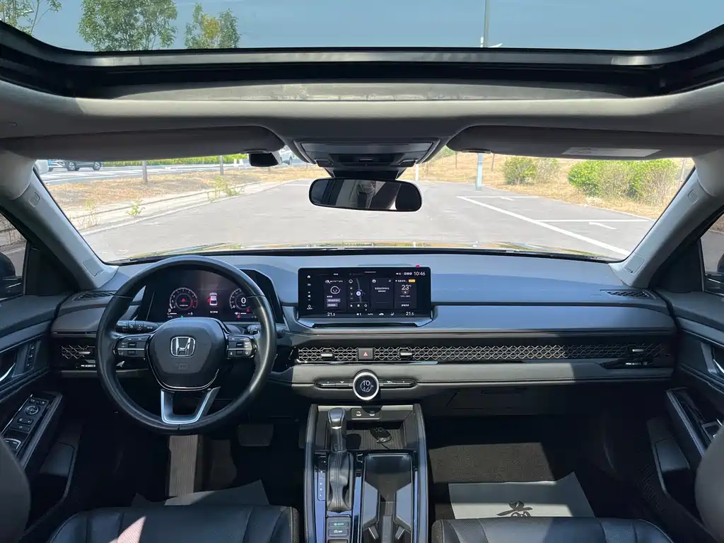 Honda Accord — миниатюра 16