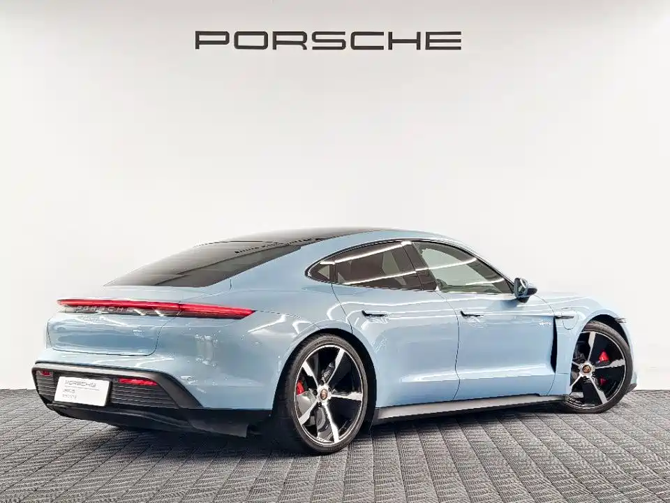 Porsche Taycan — миниатюра 8
