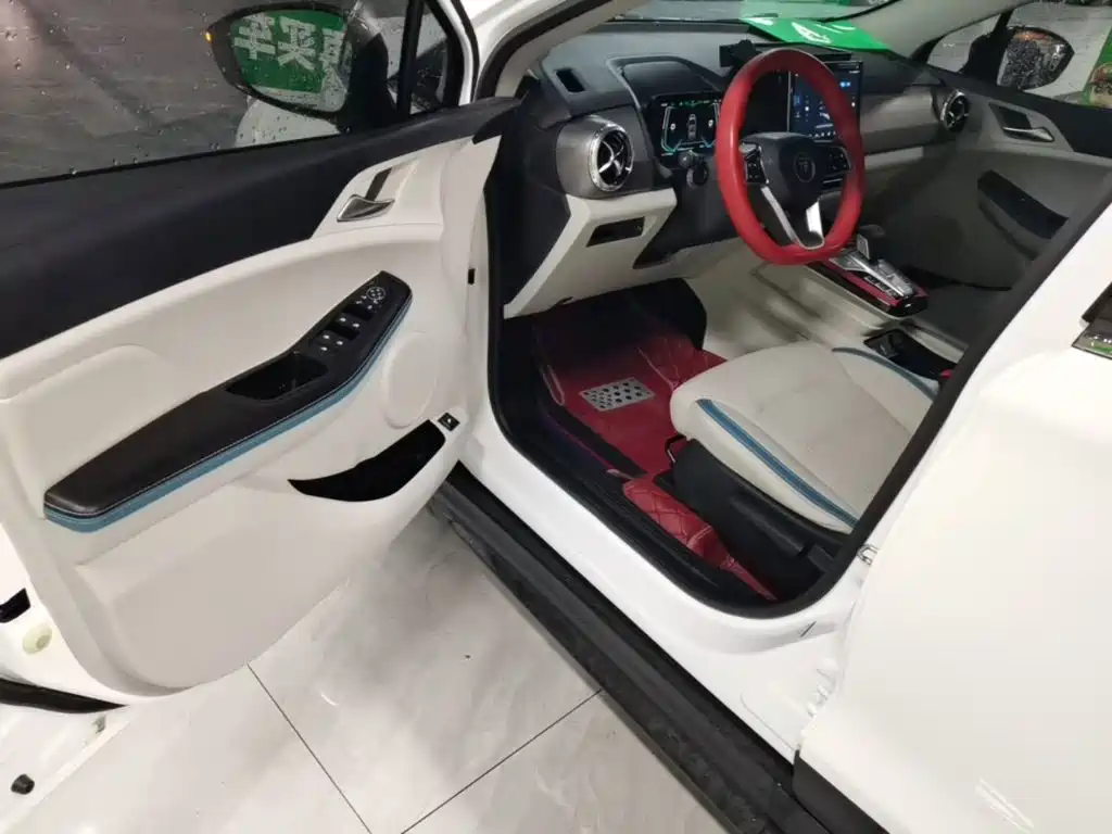 BYD Yuan Pro — миниатюра 16