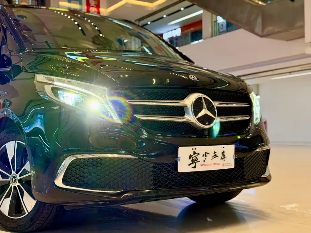 Mercedes-Benz V-Class — миниатюра 4
