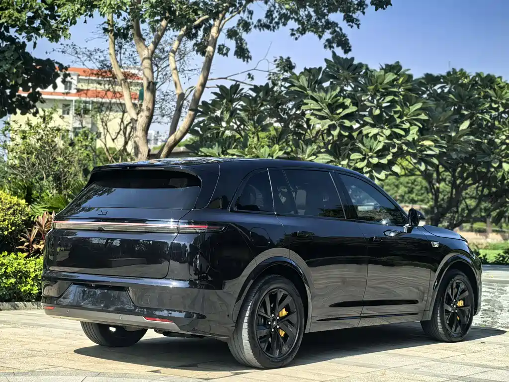 Li Auto IDEAL L7
