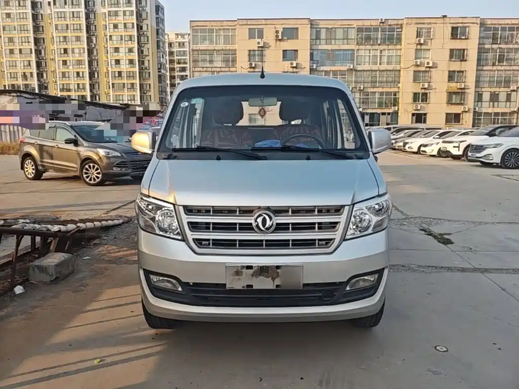 DFSK C32 — миниатюра 3