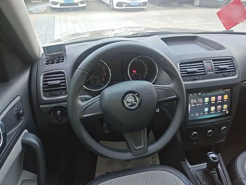 Skoda Yeti — миниатюра 15