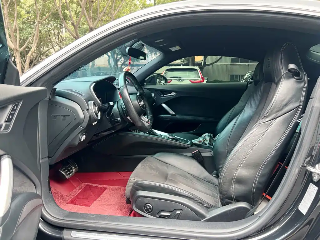Audi TT — миниатюра 4