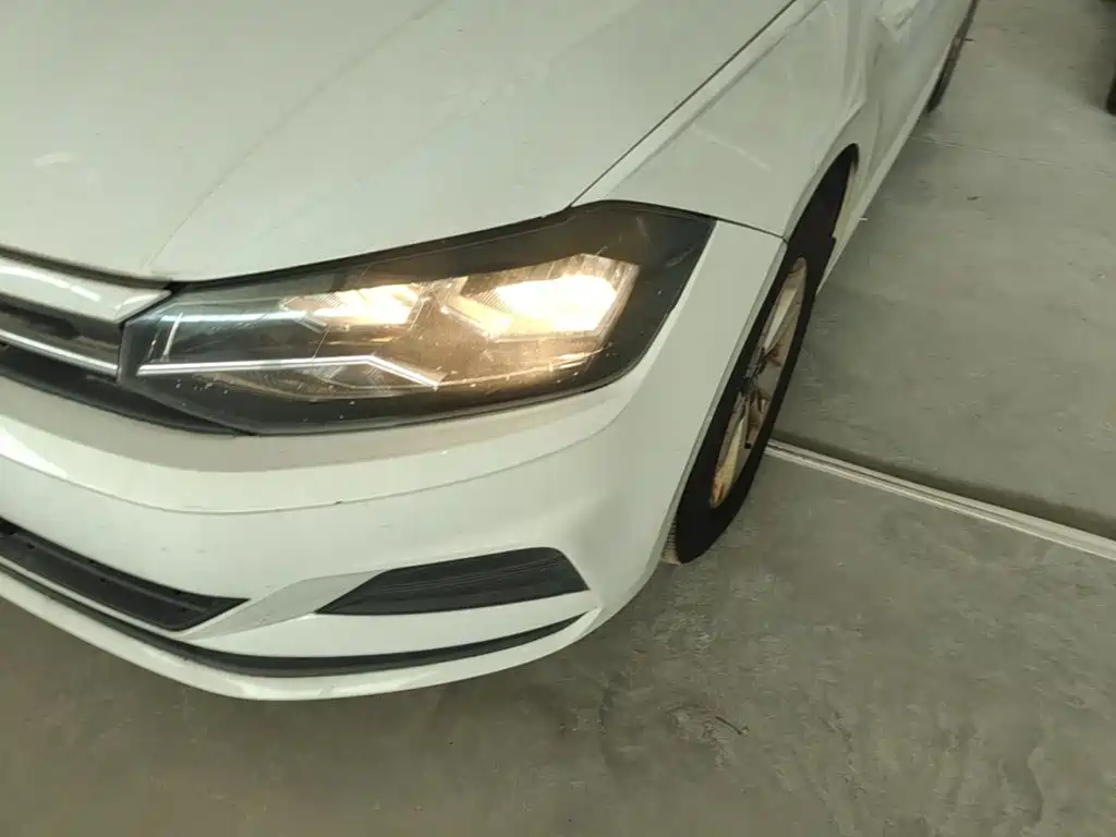 Volkswagen Polo — миниатюра 24