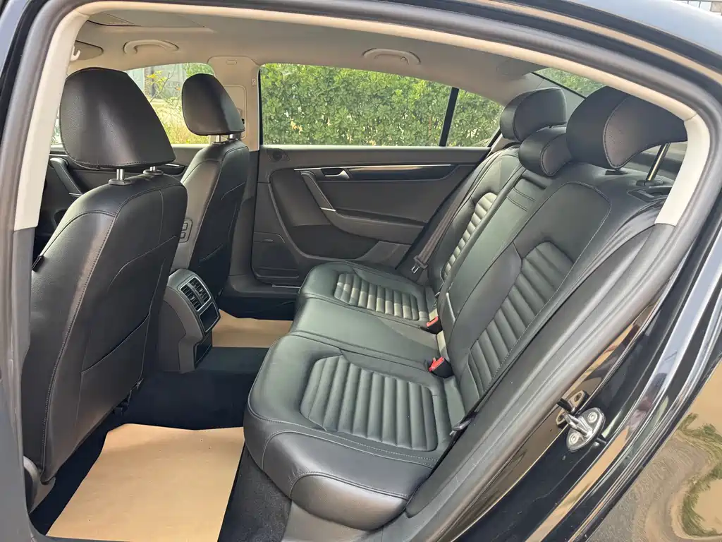 Volkswagen Magotan — миниатюра 8
