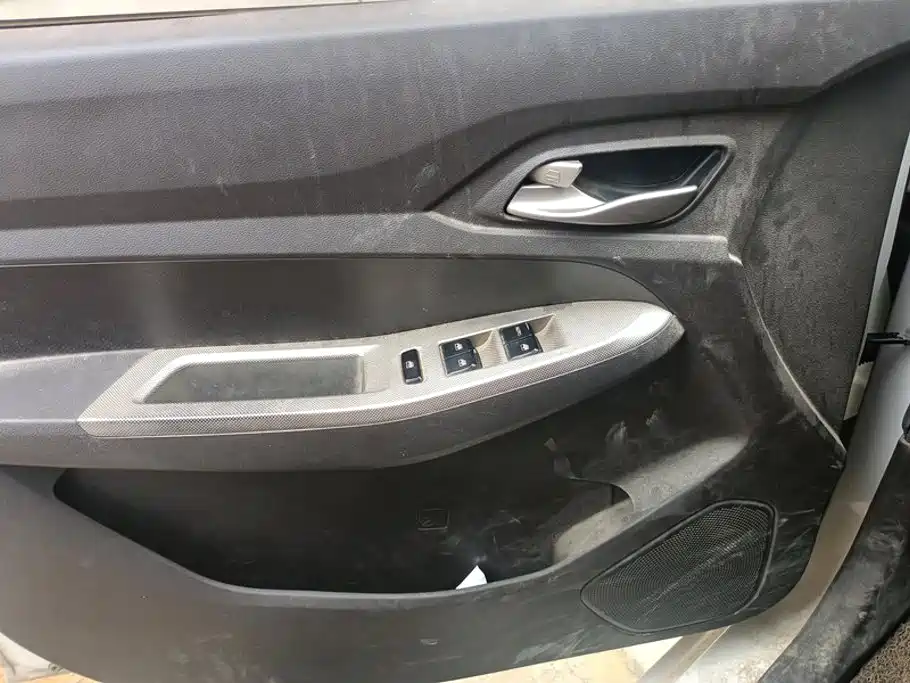 Wuling Hongguang — миниатюра 7