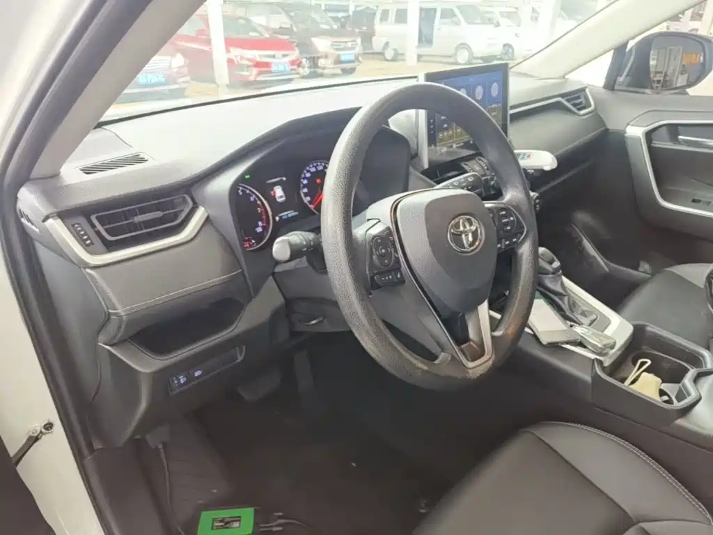 Toyota Wildlander — миниатюра 10