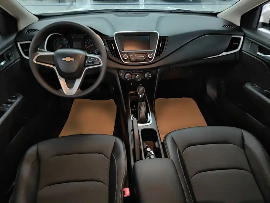 Chevrolet Cavalier — миниатюра 10