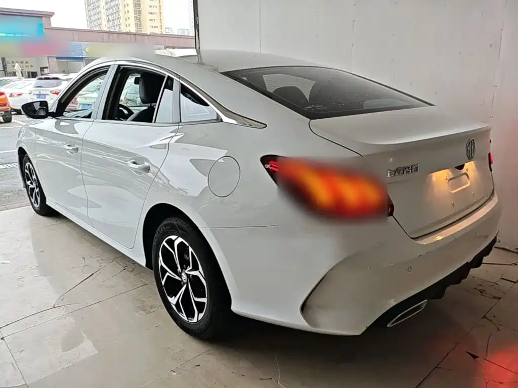 MG MG5 — миниатюра 5
