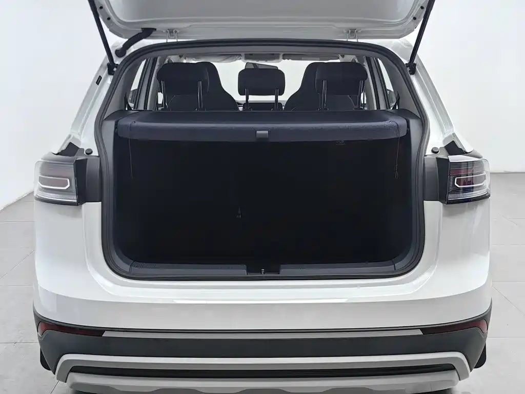 Volkswagen Tharu — миниатюра 16