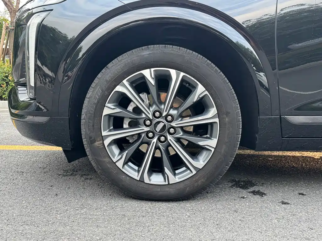 Cadillac XT5 — миниатюра 21