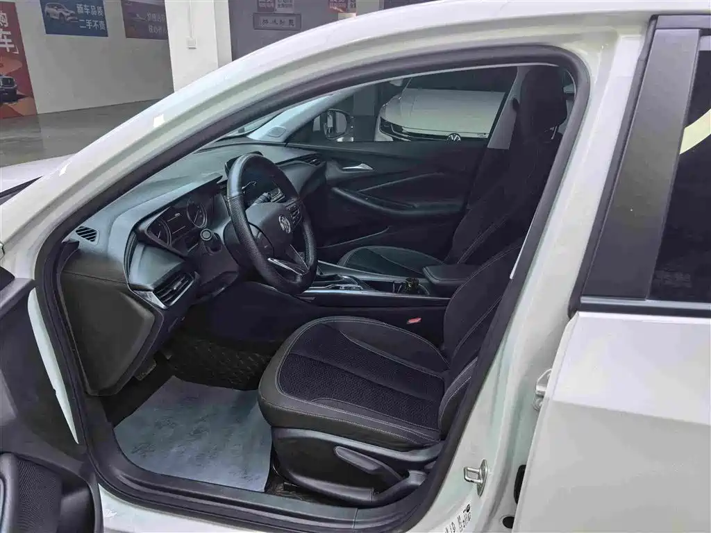 Buick Verano — миниатюра 4