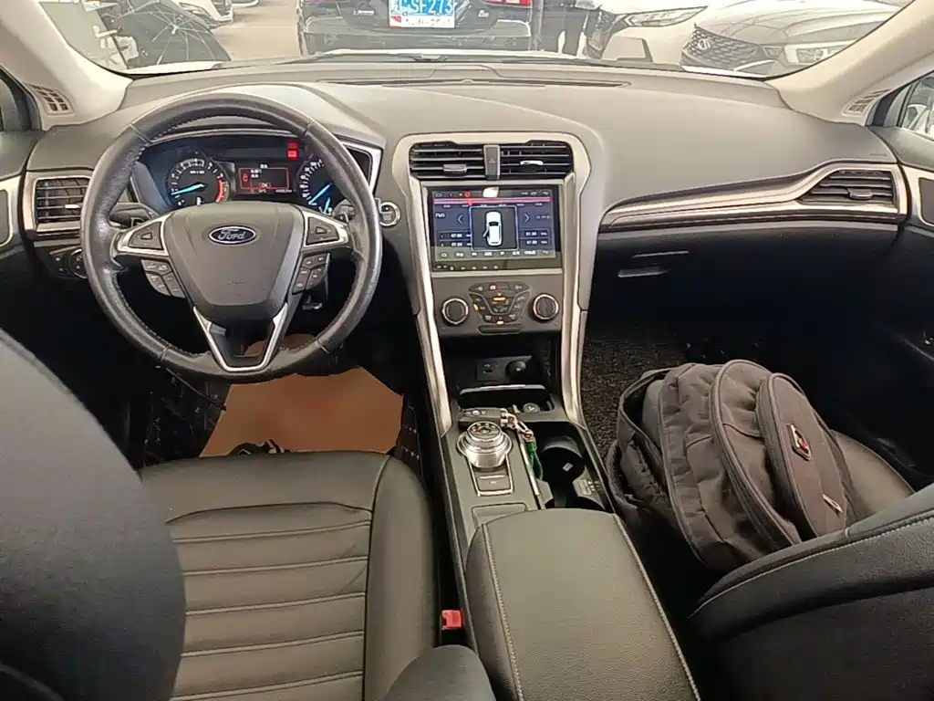 Ford Mondeo — миниатюра 10