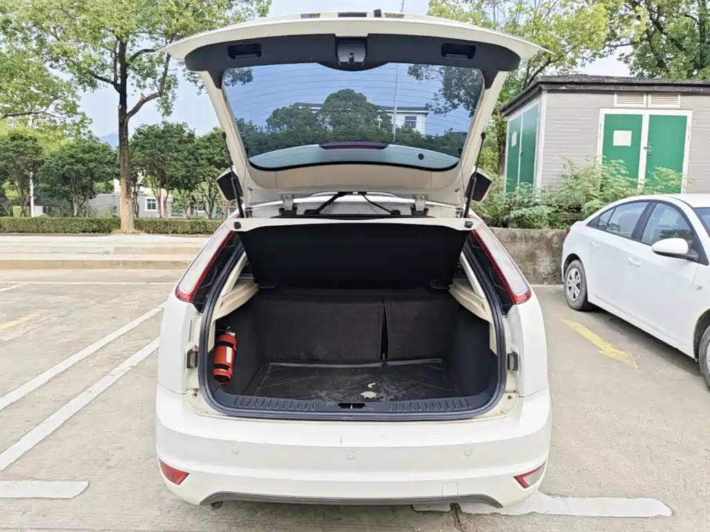Ford Focus — миниатюра 19