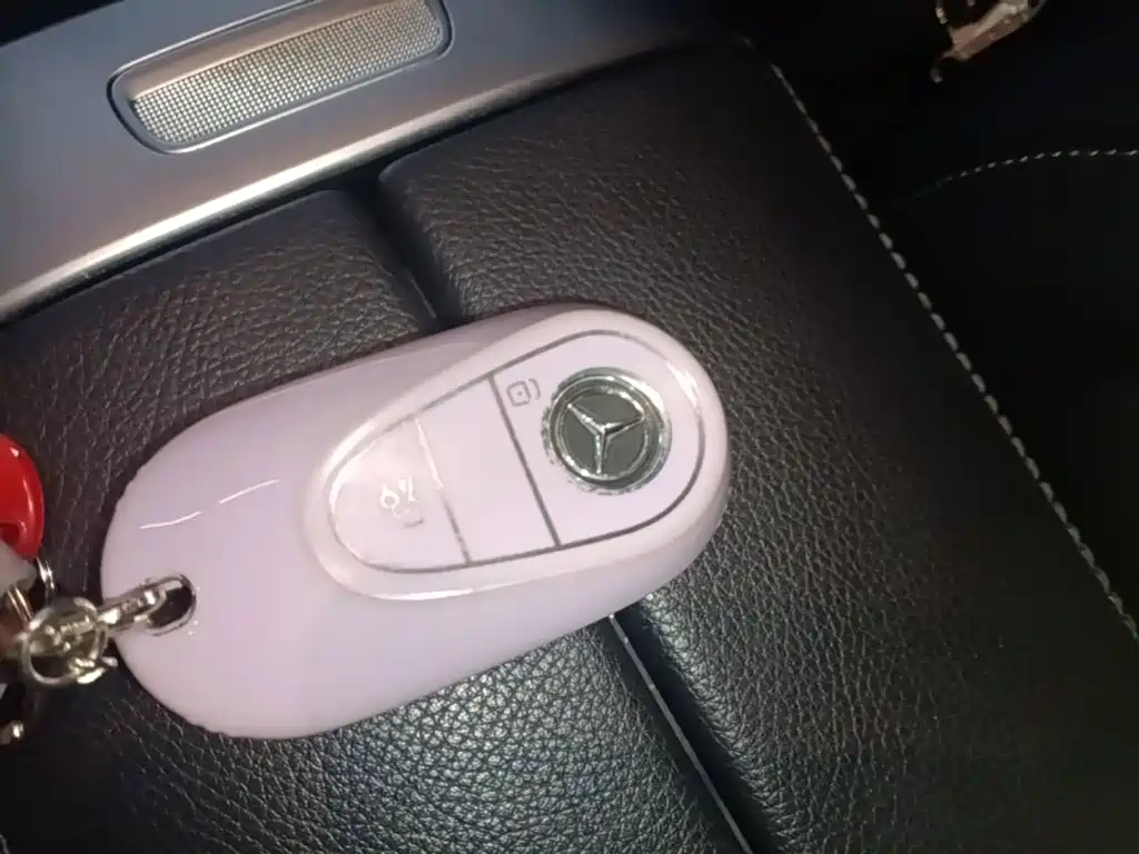 Mercedes-Benz C-Class — миниатюра 9