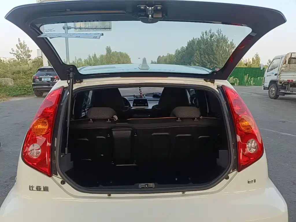 BYD e1 — миниатюра 19