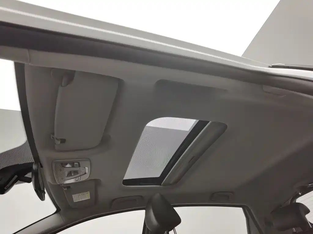 Geely Vision X3 — миниатюра 14