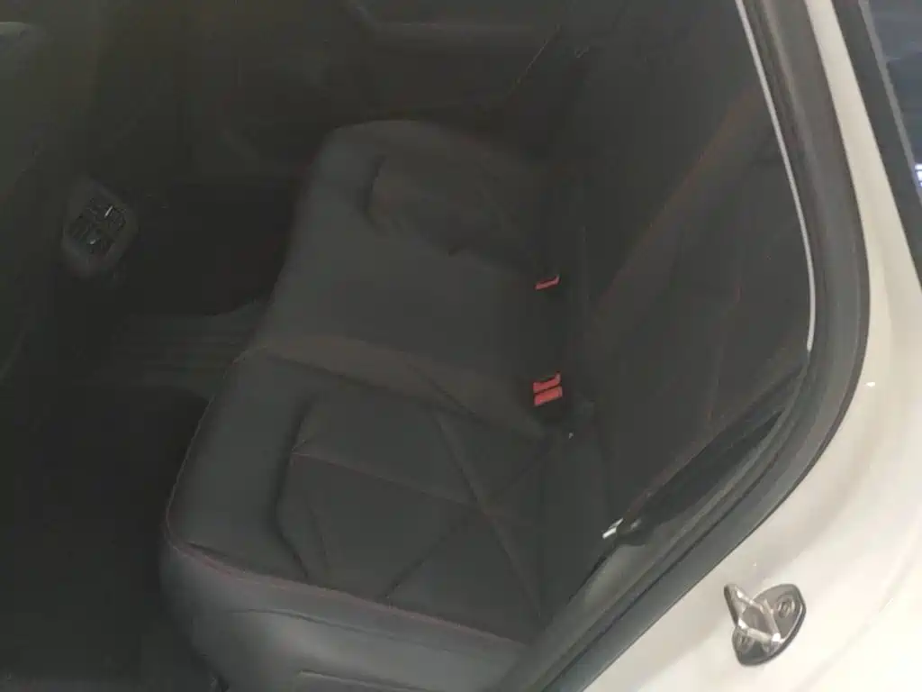 Volkswagen Lavida — миниатюра 17