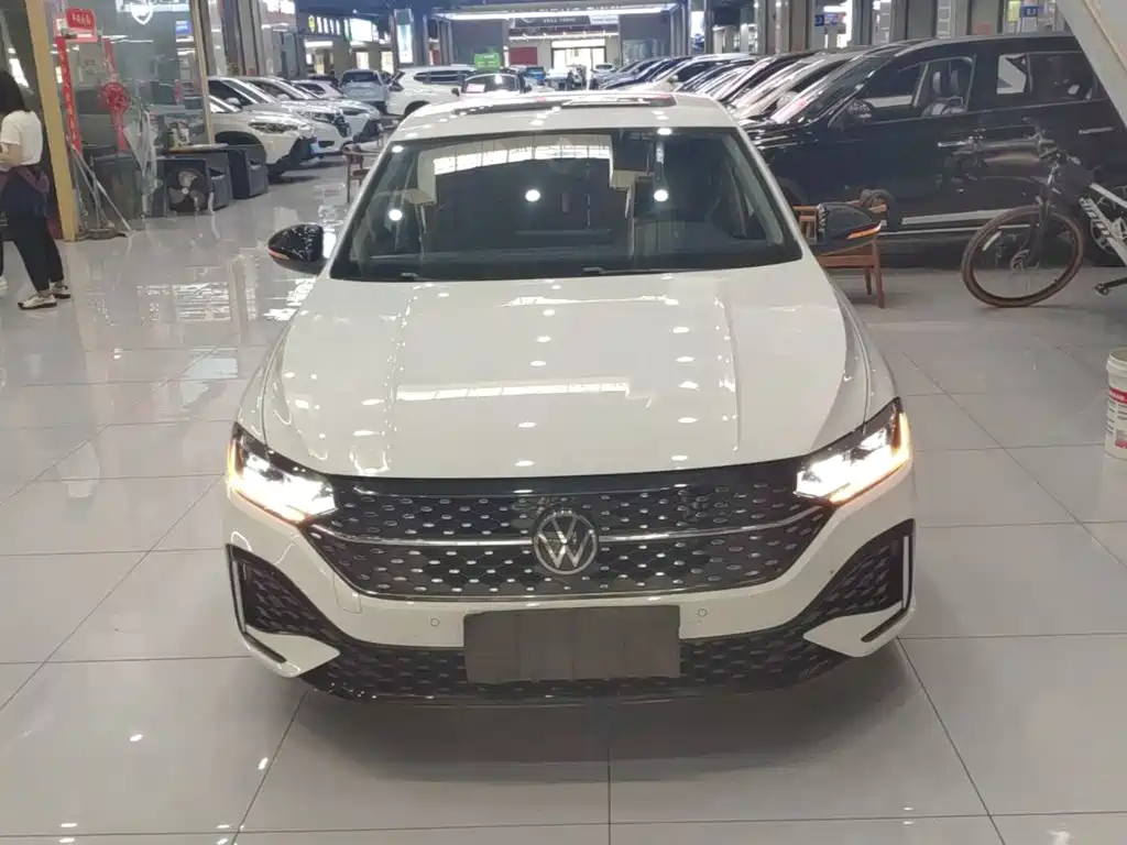 Volkswagen Lavida — миниатюра 3