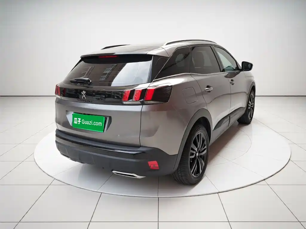 Peugeot 4008 — миниатюра 6