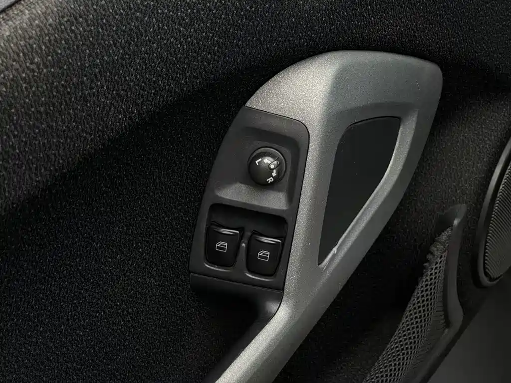 smart Smart Fortwo — миниатюра 7