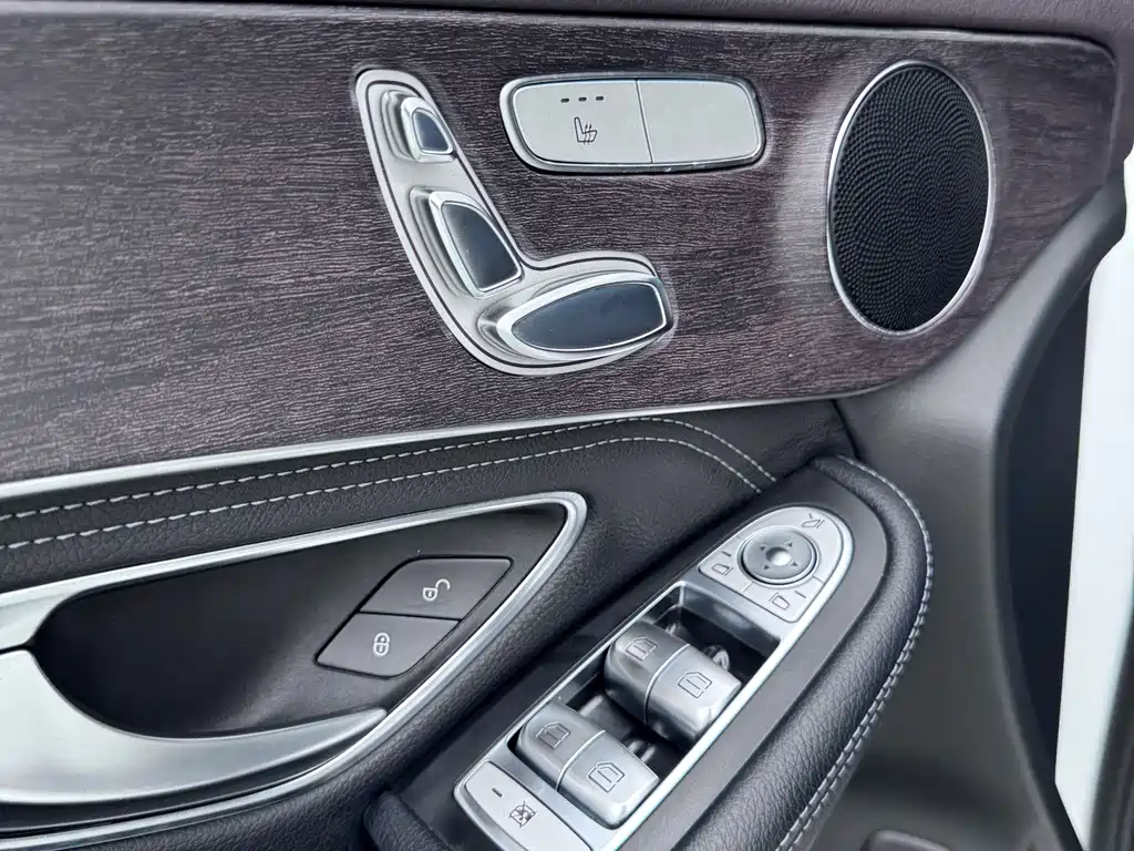 Mercedes-Benz GLC — миниатюра 9