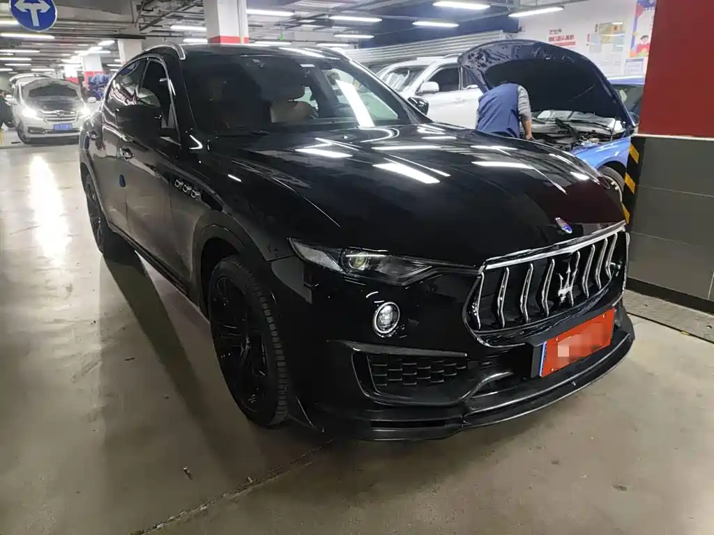 Maserati Levante — миниатюра 2