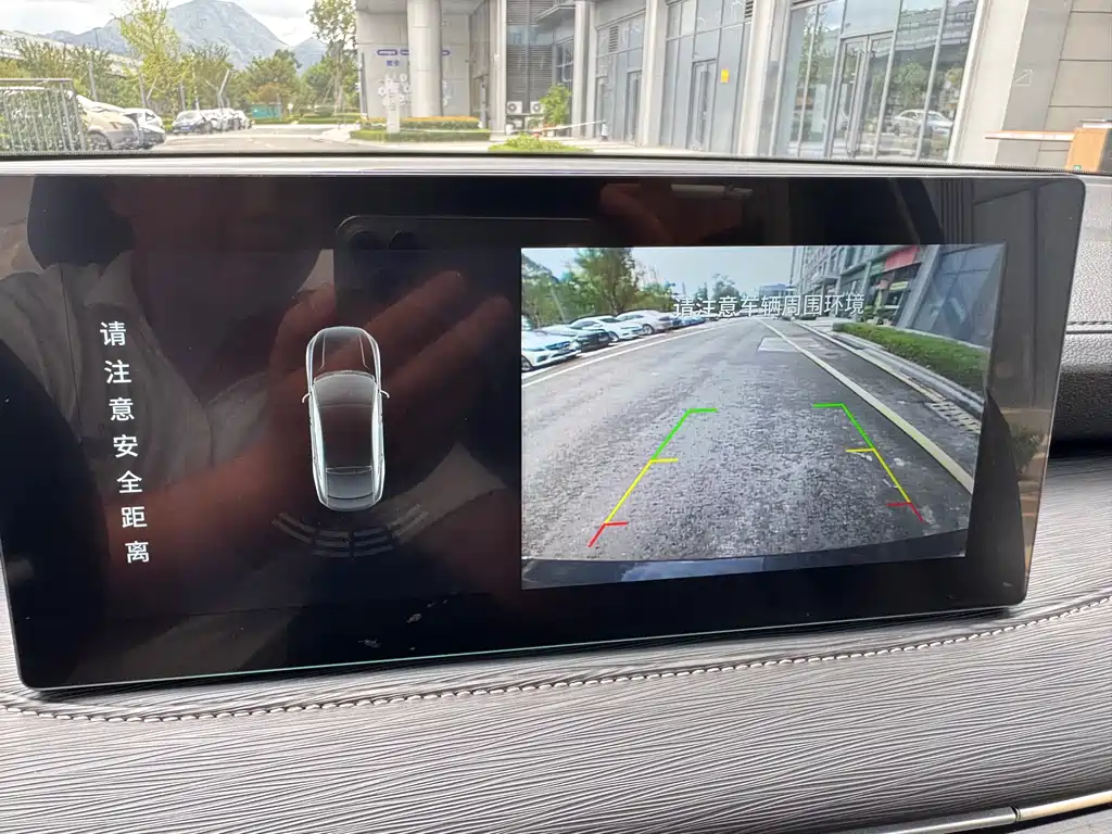 Wuling Jiachen — миниатюра 16