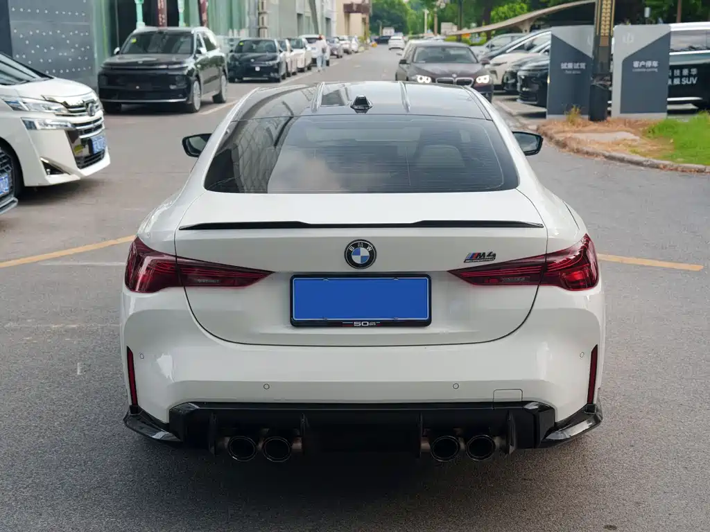 BMW M4 — миниатюра 5