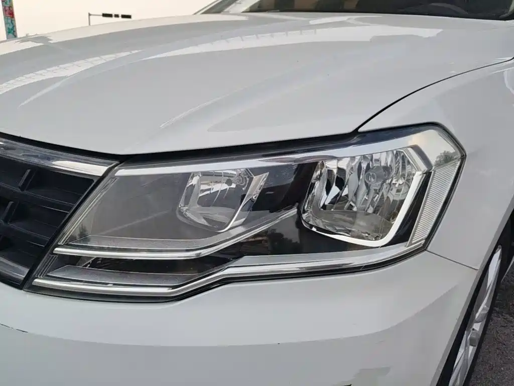 Volkswagen Jetta — миниатюра 24