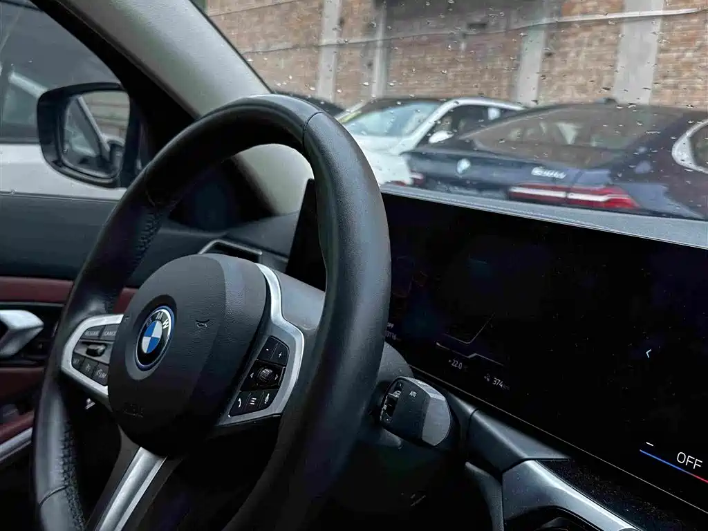 BMW i3 — миниатюра 11