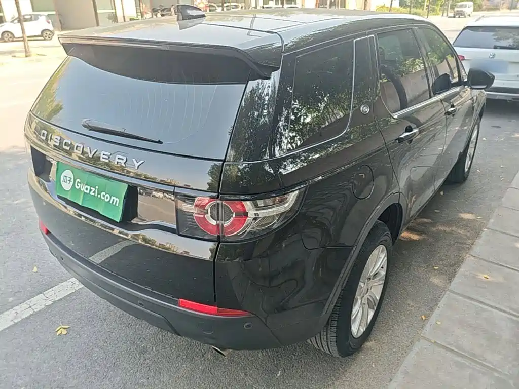Land Rover Discovery Sport — миниатюра 7