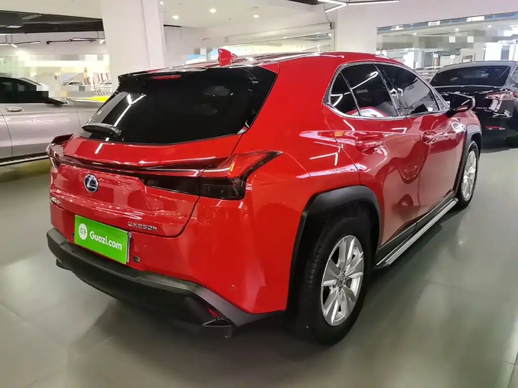 Lexus UX — миниатюра 7