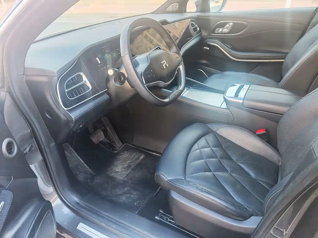 RISING AUTO FEIFAN R7