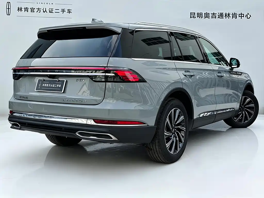 Lincoln Aviator 2024 3.0T V6 мест