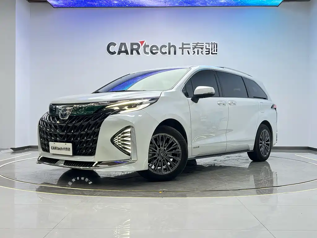 Toyota Sienna 2023