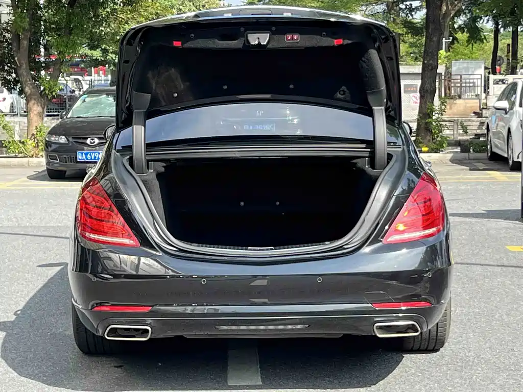 Mercedes-Benz S-Class — миниатюра 7