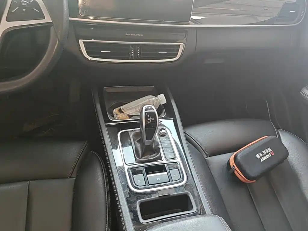 BYD MAX — миниатюра 14