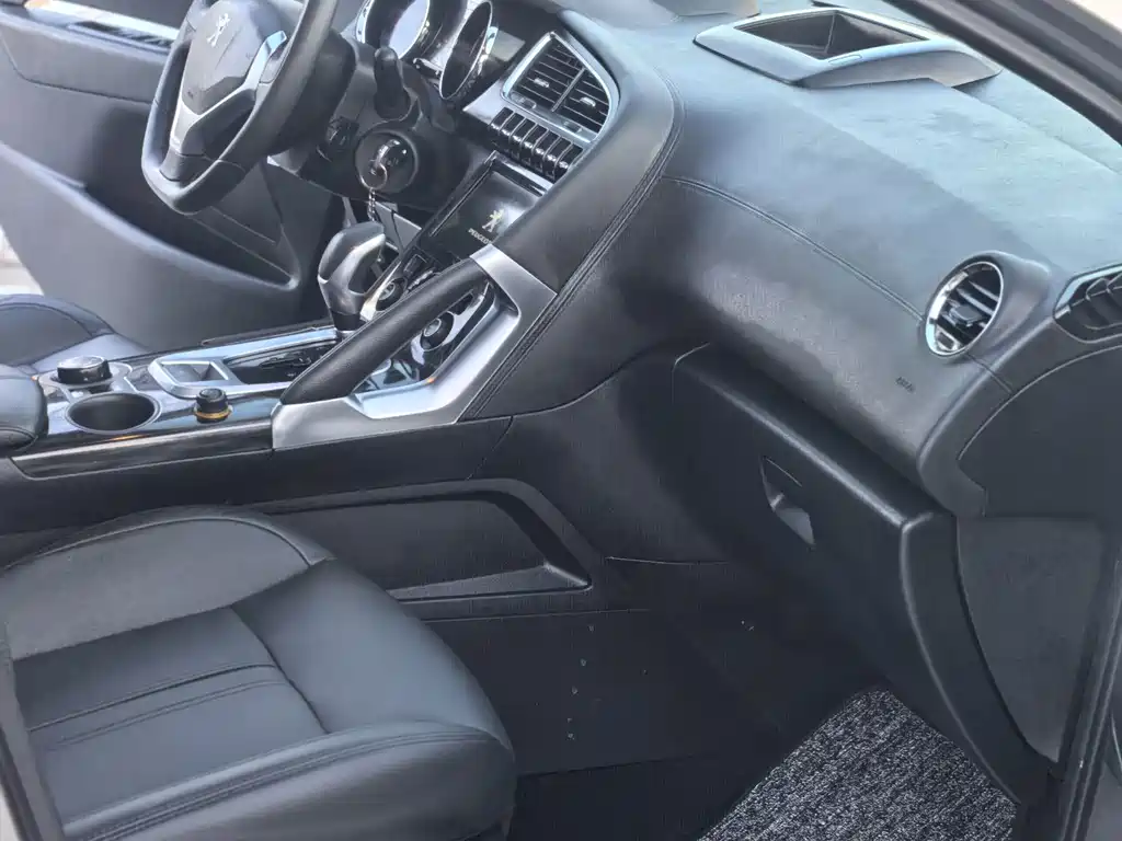 Peugeot 3008 — миниатюра 11