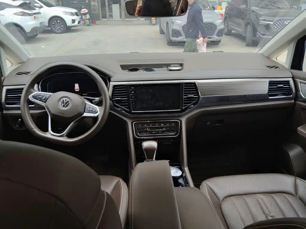 Volkswagen Viloran — миниатюра 5