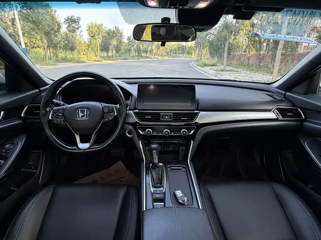 Honda Inspire — миниатюра 6