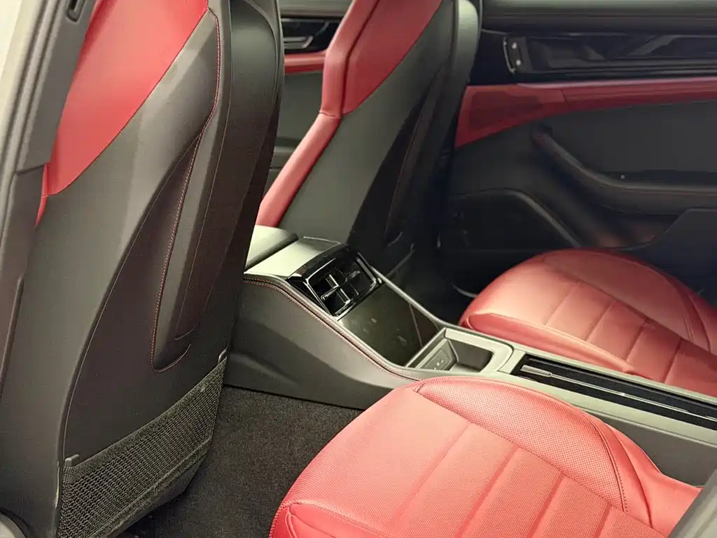 Porsche Panamera — миниатюра 11