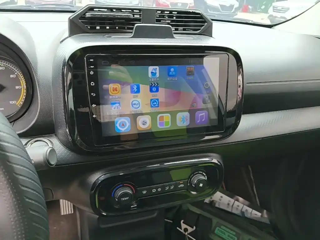 Roewe Clever — миниатюра 13