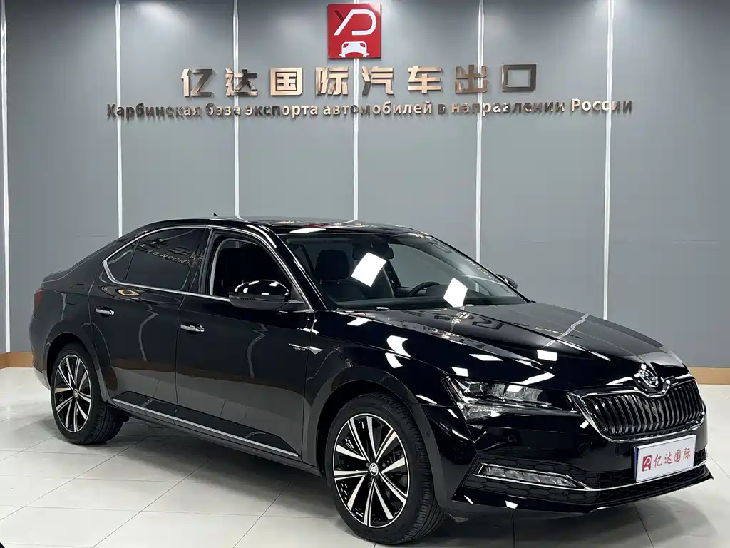 Skoda Superb — миниатюра 3